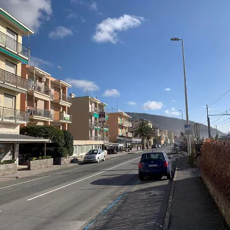 Lo Scoglio By World Apartment